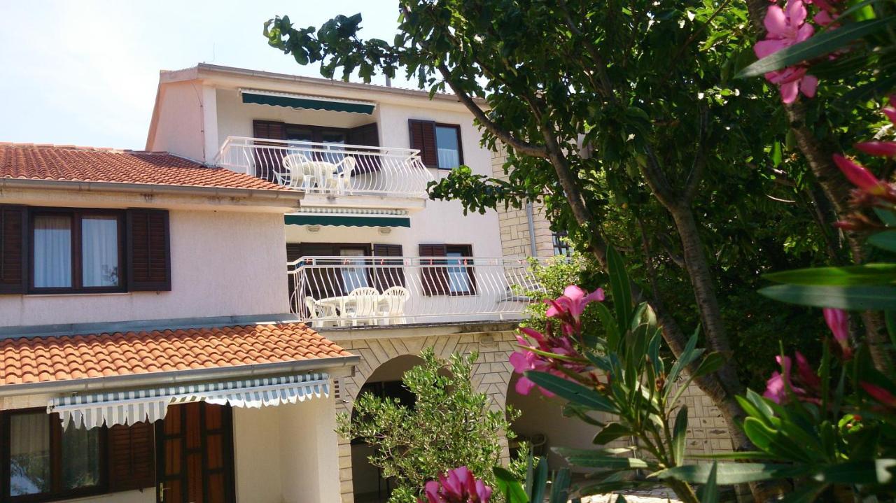 Villa Nina Seline Extérieur photo